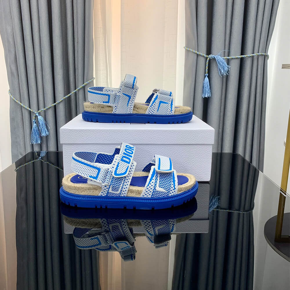D10ract sandal