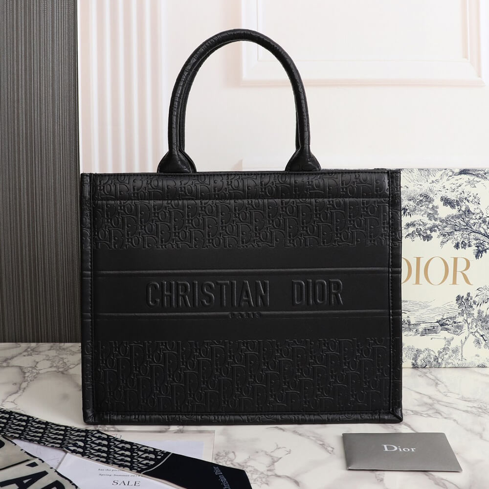 medium D10r book tote