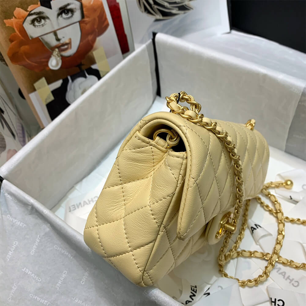 Ch**el classic flap shoulder bag