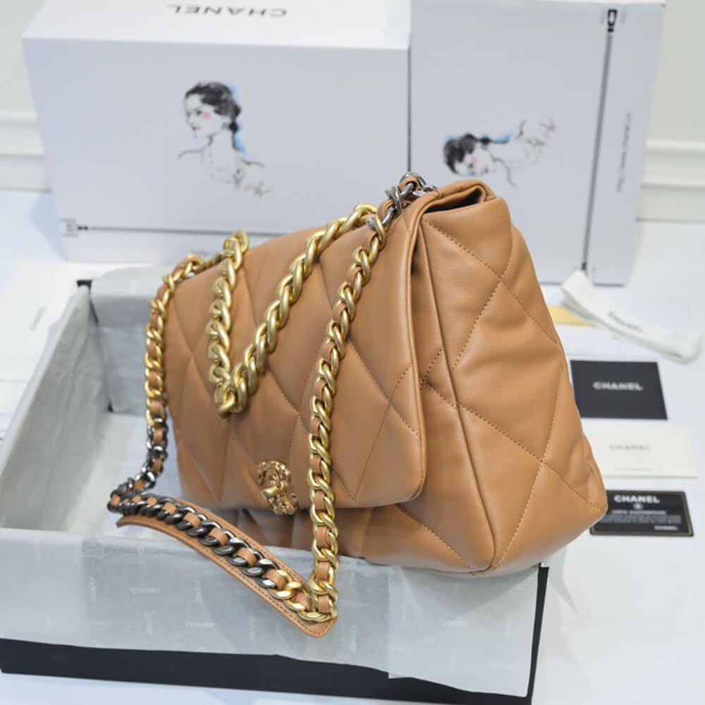 Ch**el 19 maxi handbag  (high-end grade)
