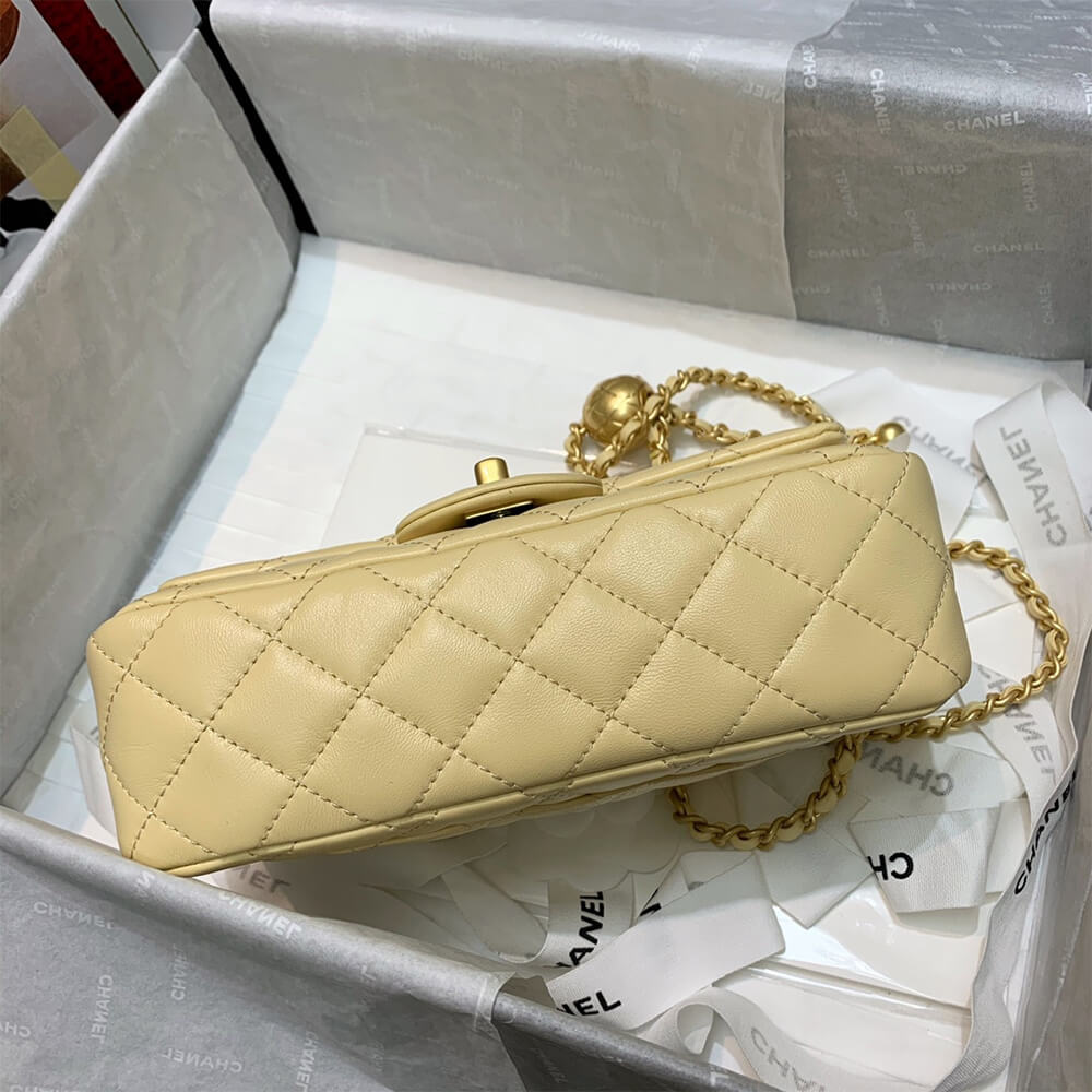 Ch**el classic flap shoulder bag