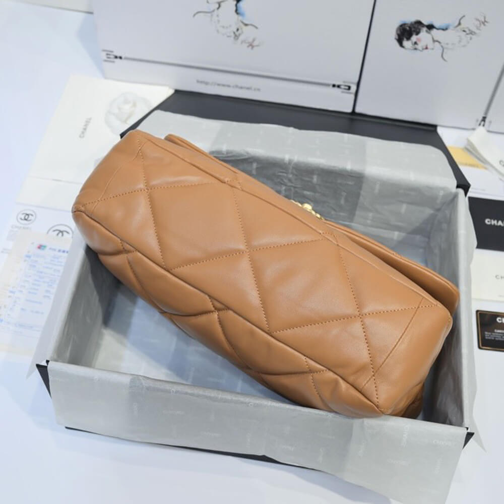 Ch**el 19 maxi handbag  (high-end grade)