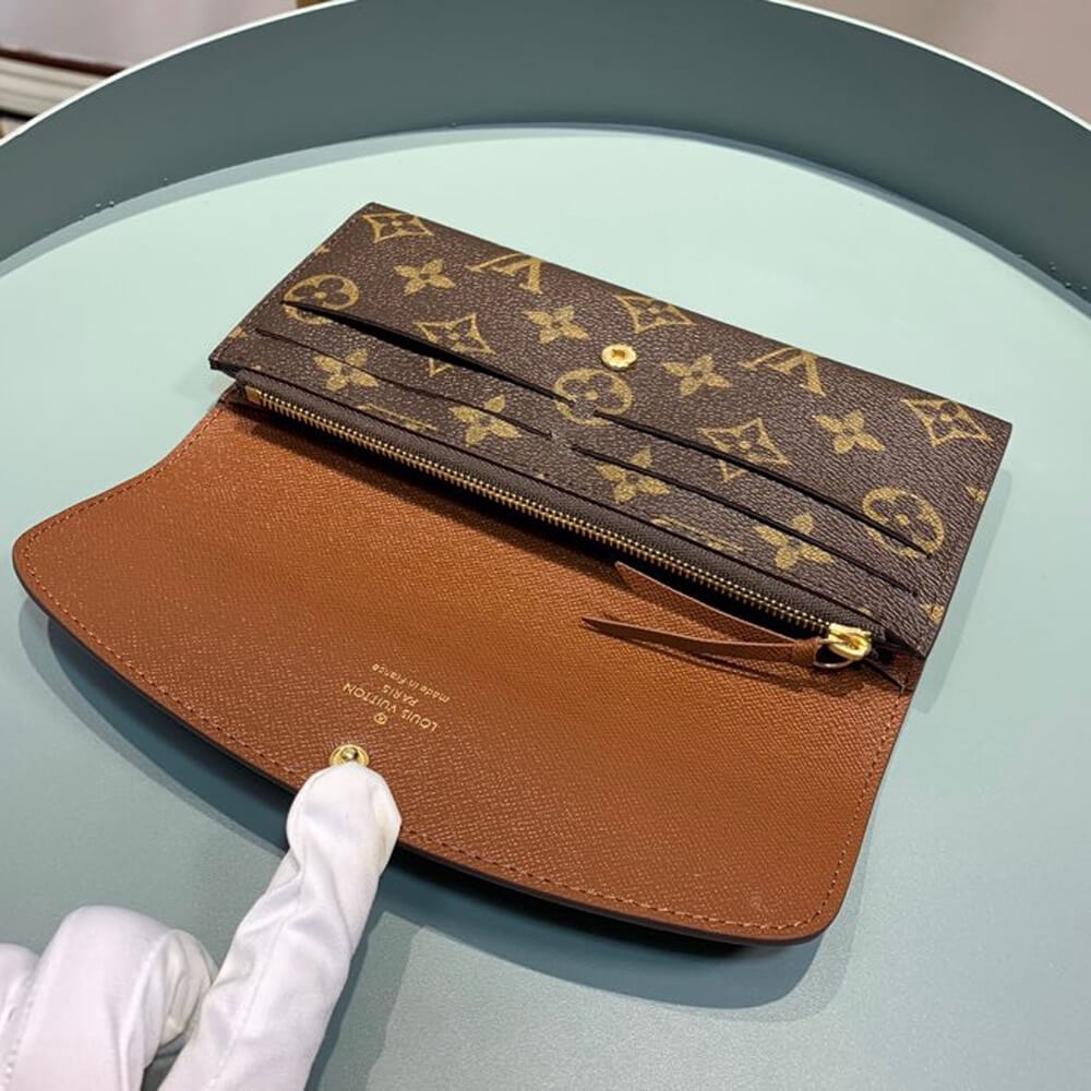 l0vis Vvtt0n emilie wallet
