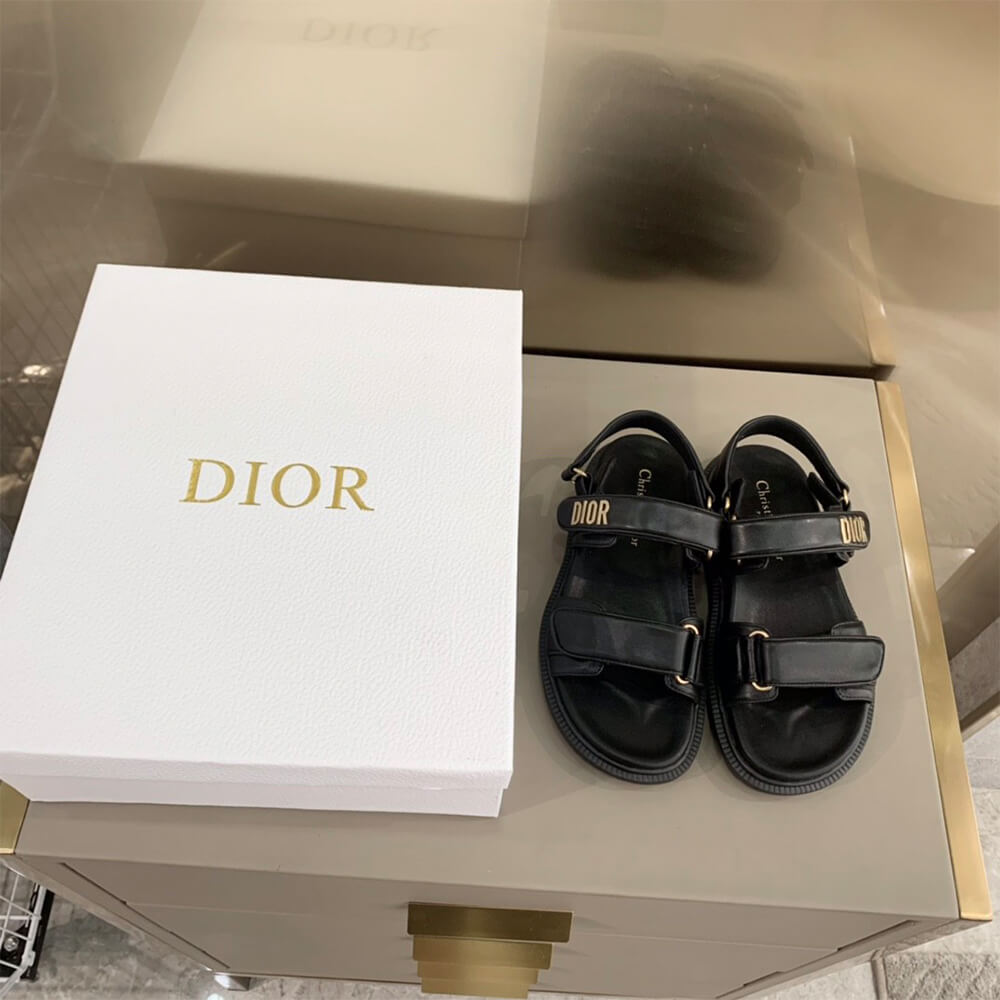 D10ract sandal