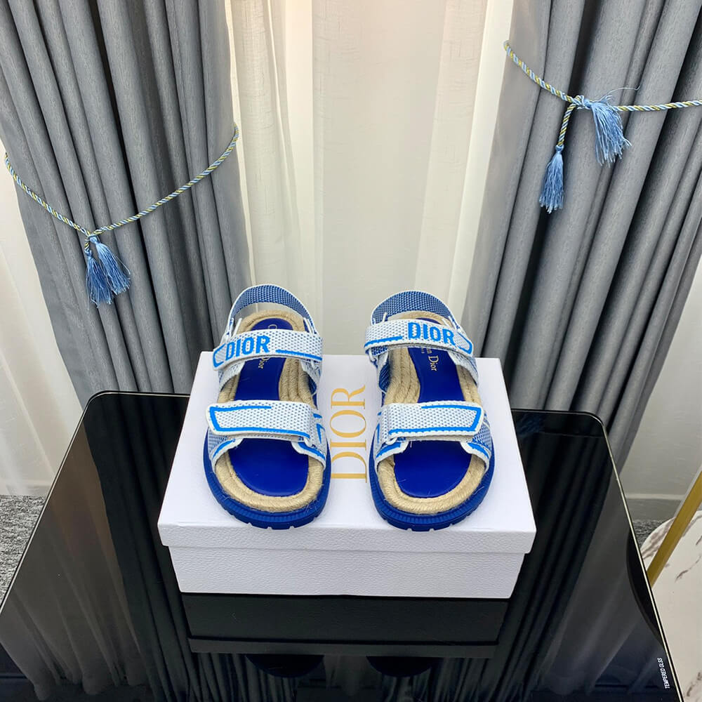 D10ract sandal