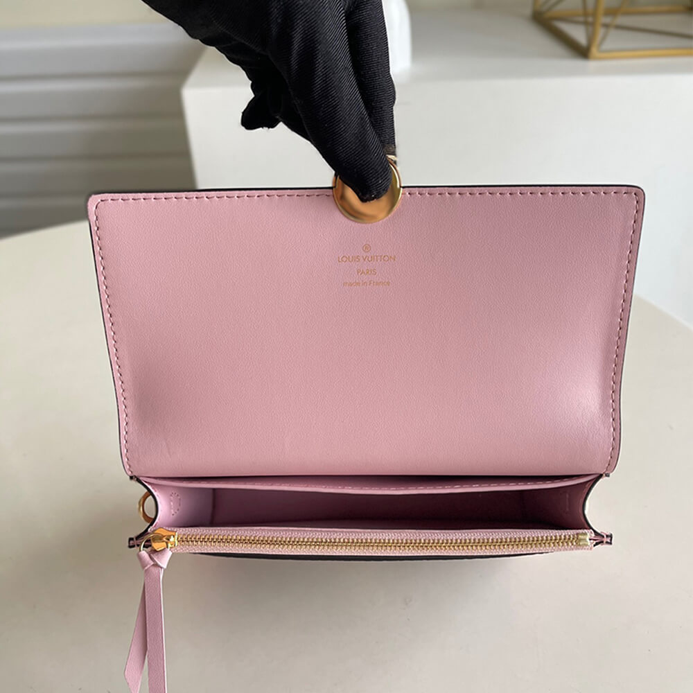 l0vis Vvtt0n flore chain wallet