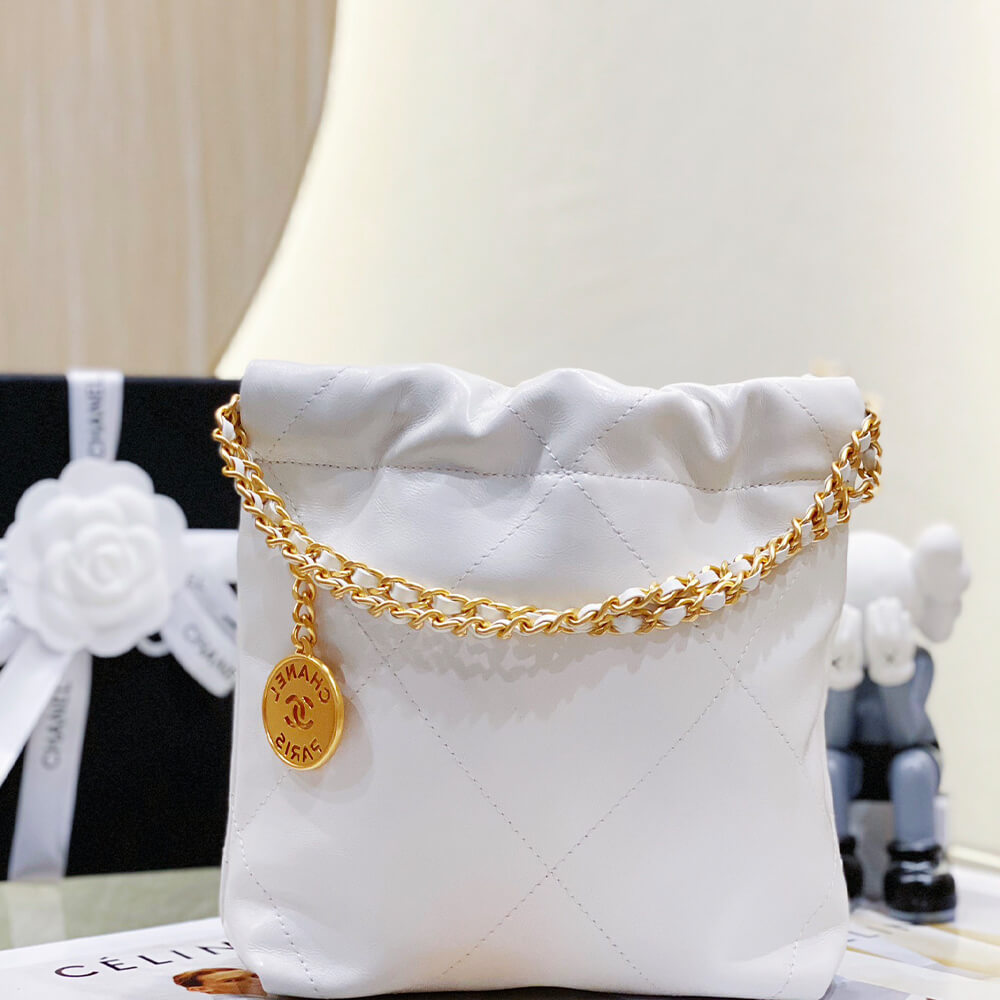 Ch**el 22 mini handbag