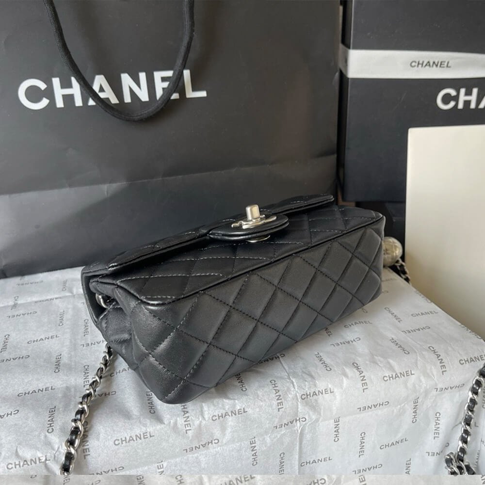 Ch**el pearl crush mini rectangular flap