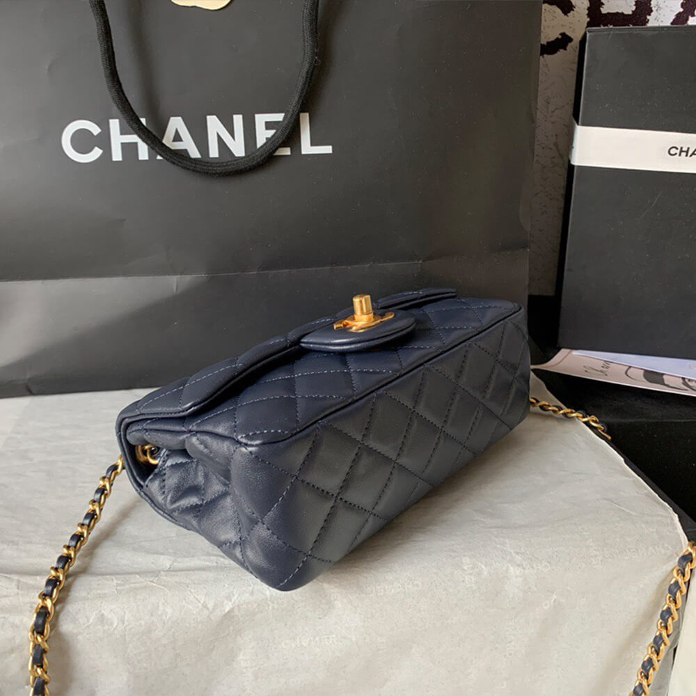 Ch**el pearl crush mini rectangular flap