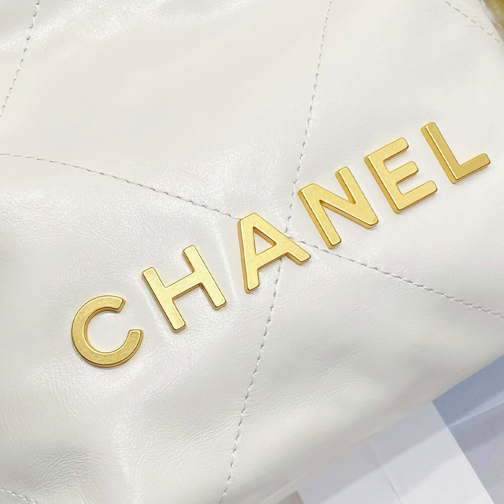 Ch**el 22 mini handbag
