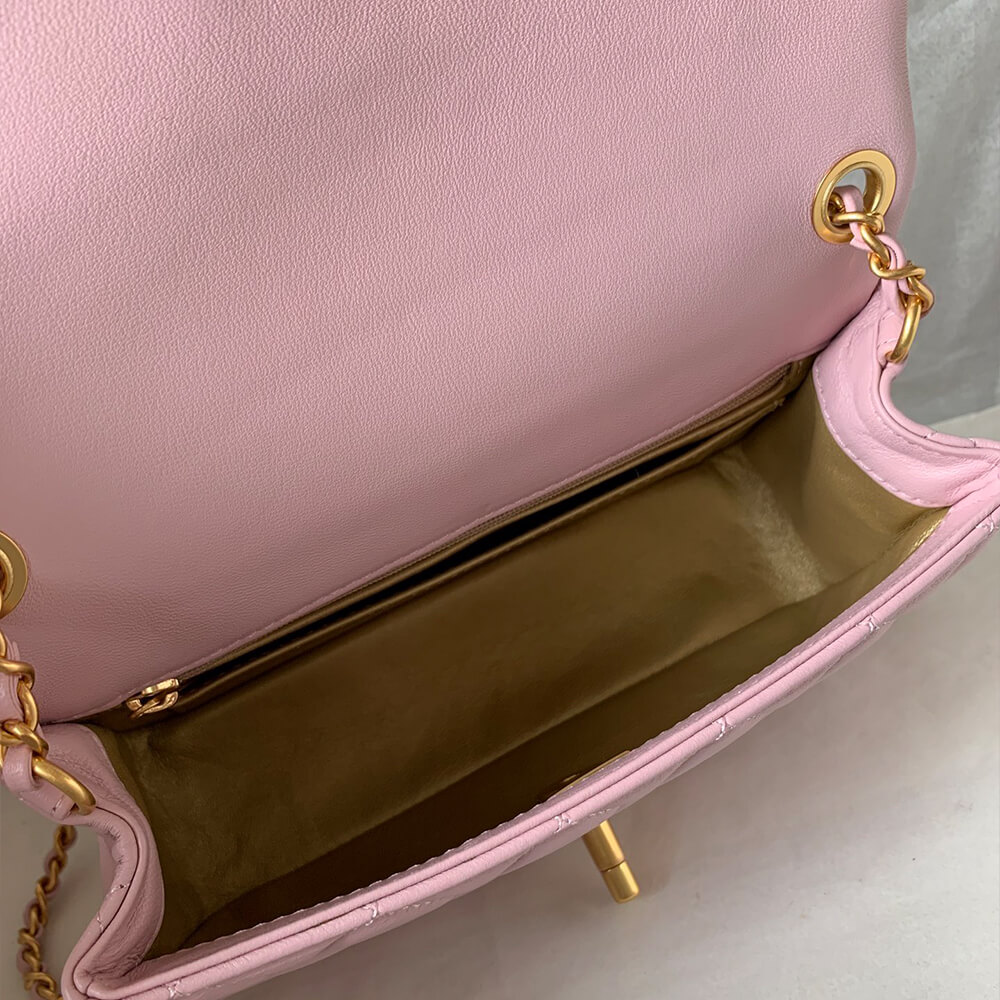 Ch**el pearl crush mini rectangular flap