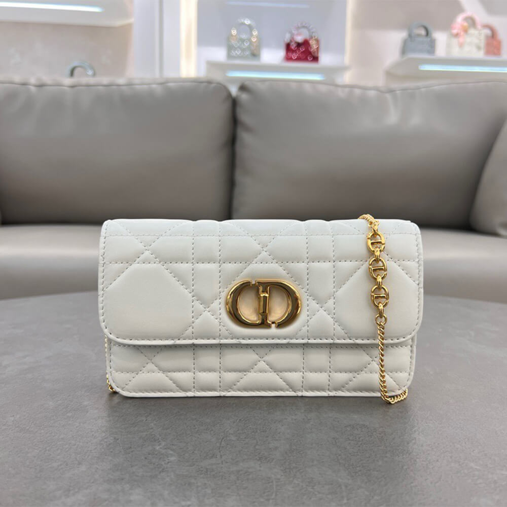 D10r miss caro pouch with chain