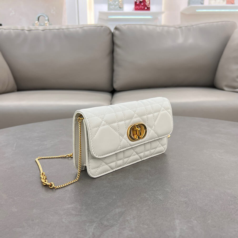 D10r miss caro pouch with chain