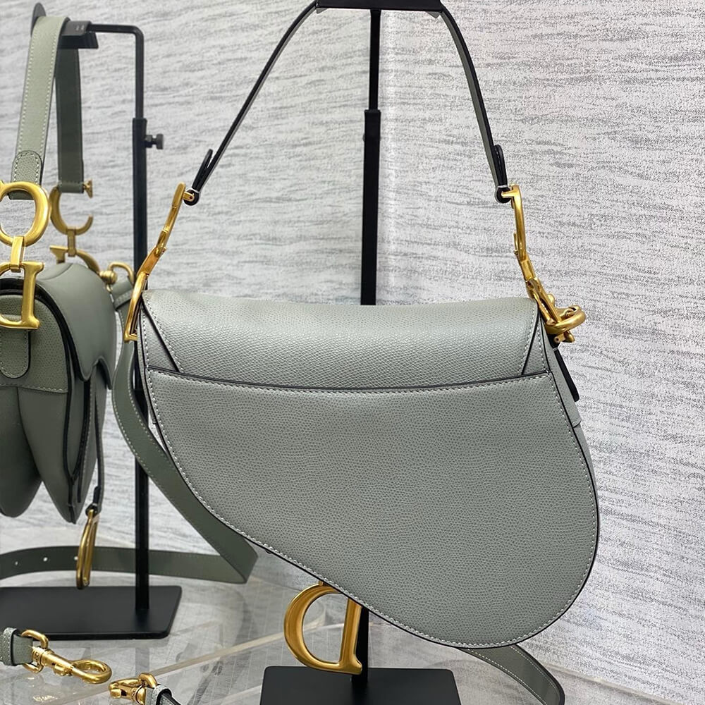 D10r saddle bag with strap