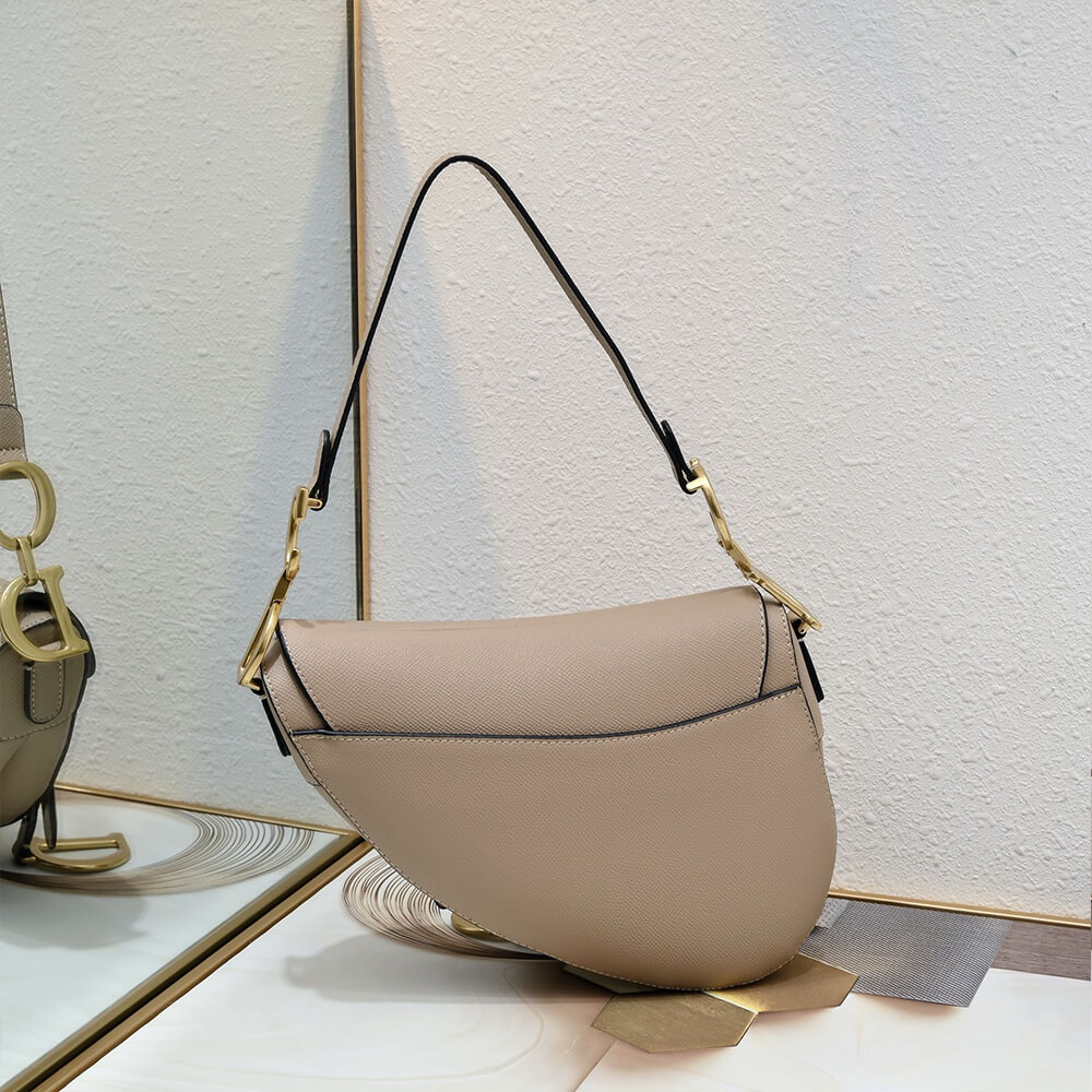 D10r saddle bag with strap