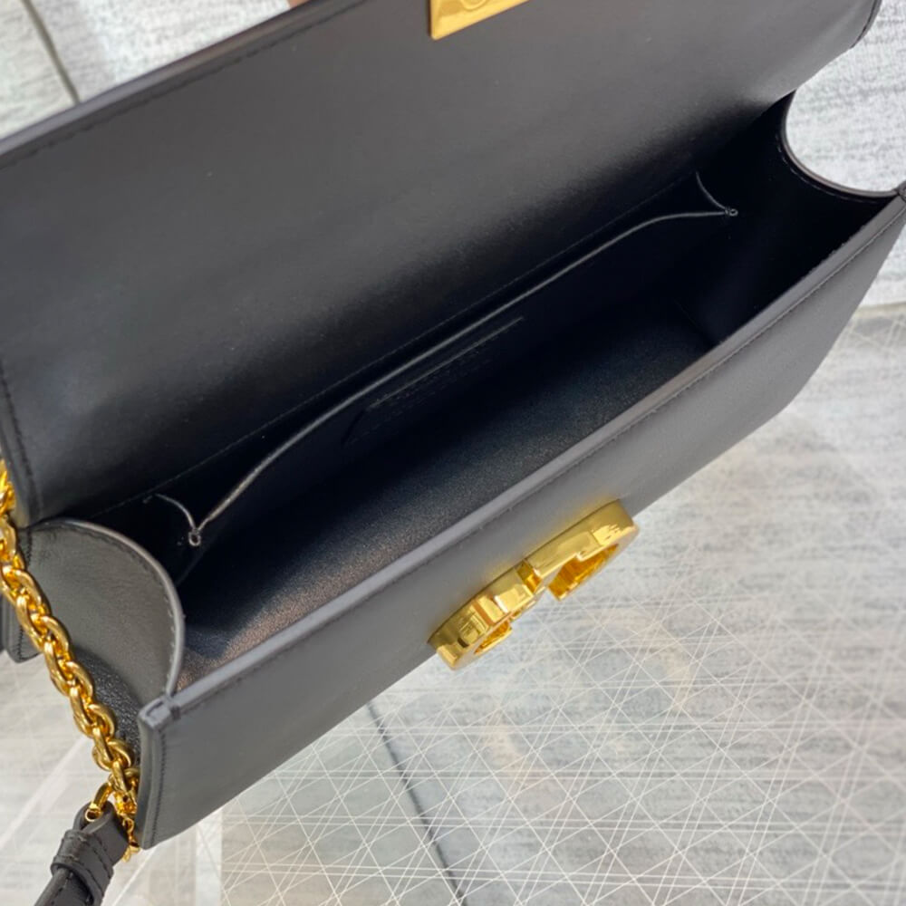 D10r 30 montaigne east-west bag with chain