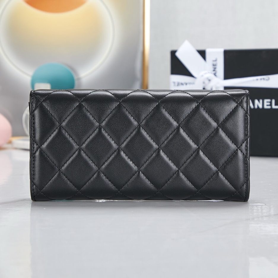 Ch**el classic long wallet