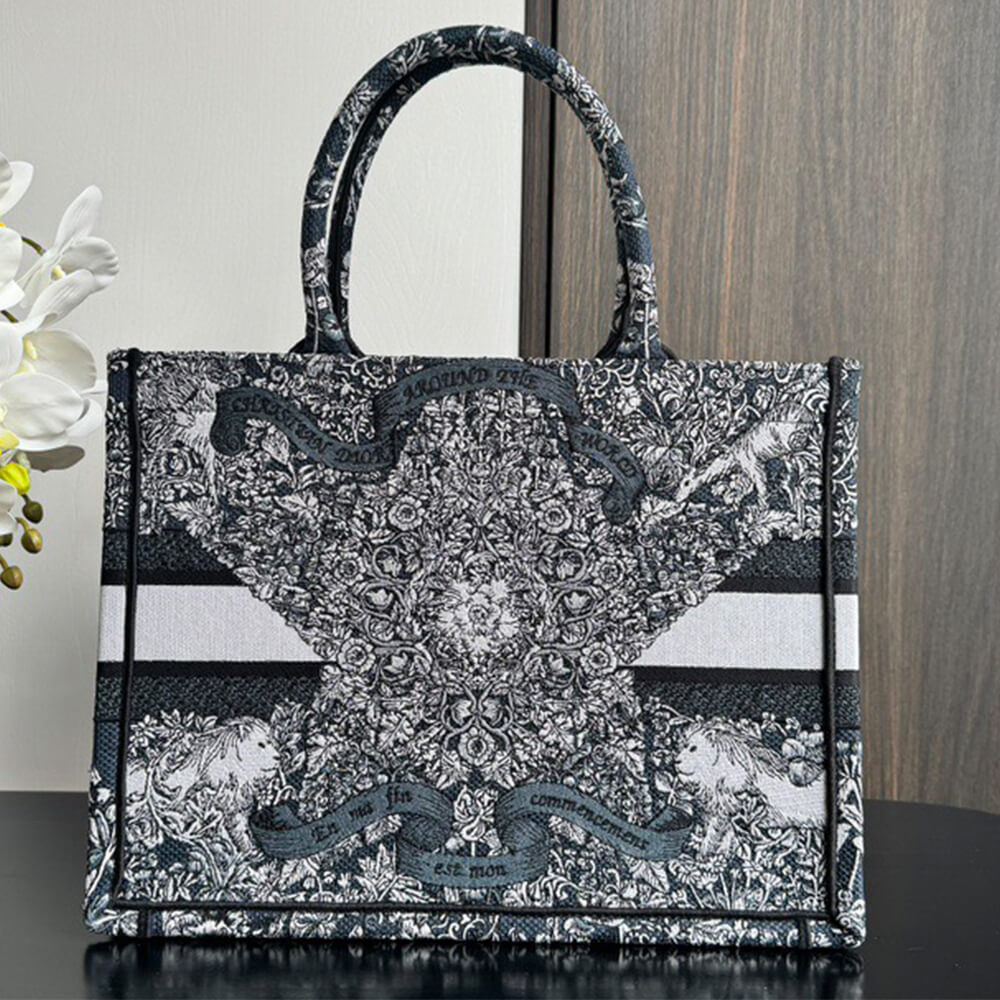 medium D10r book tote