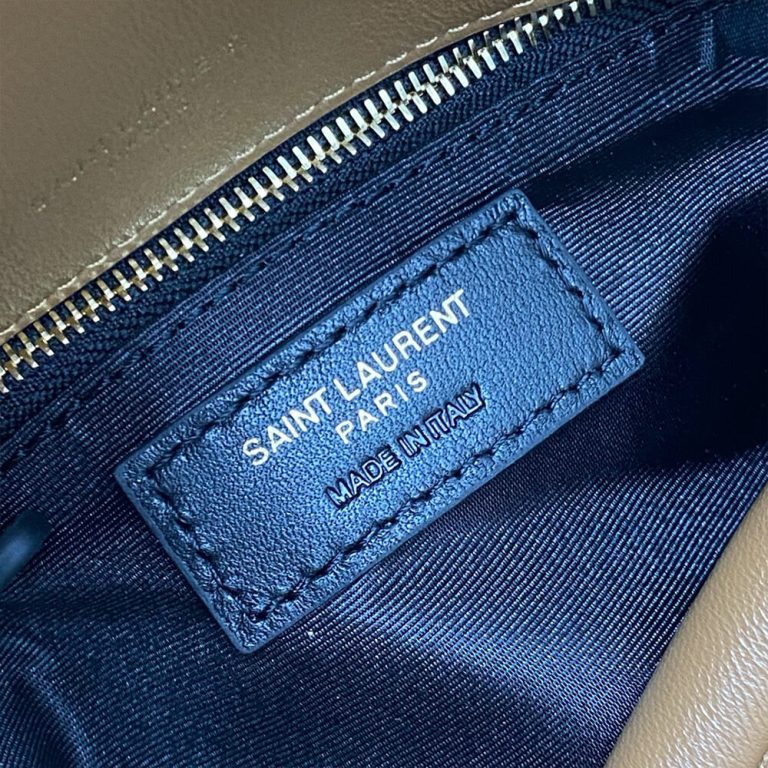 Y51 toy puffer in lambskin