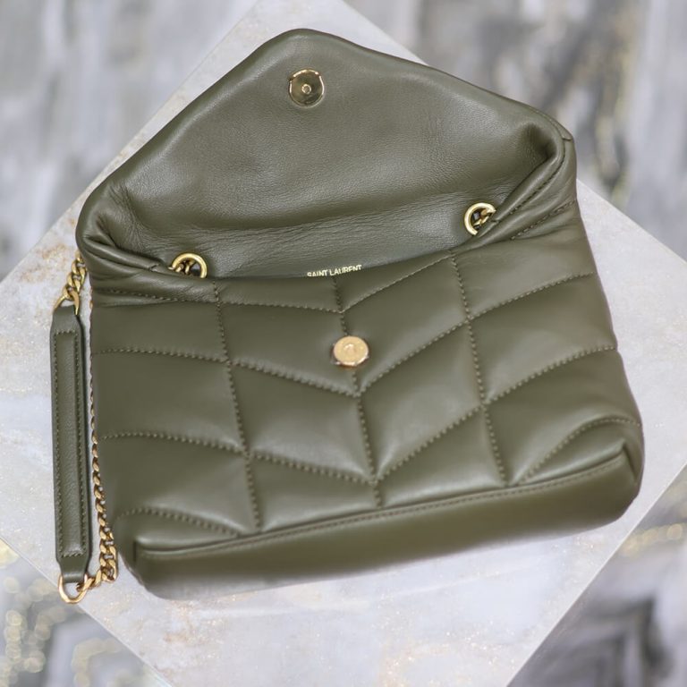Y51 toy puffer in lambskin