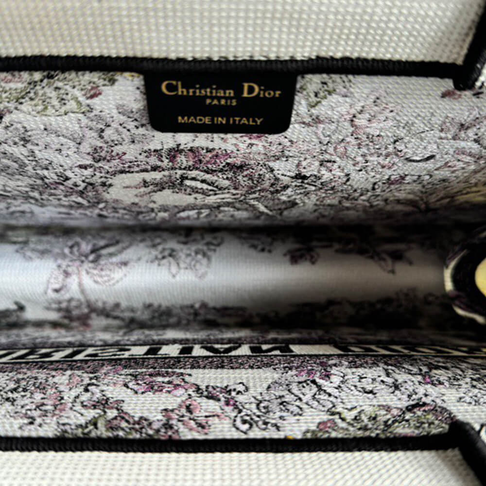 medium D10r book tote