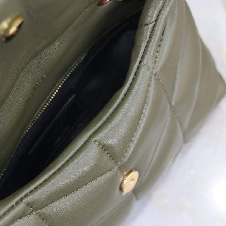 Y51 toy puffer in lambskin