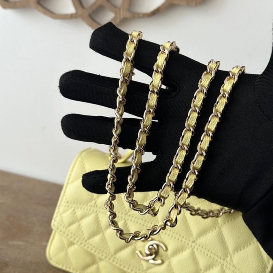 Ch**el chain clutch