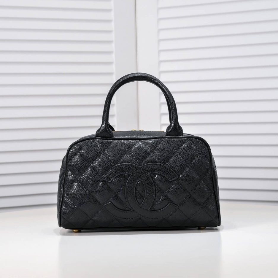 Ch**el medium vintage boston bag