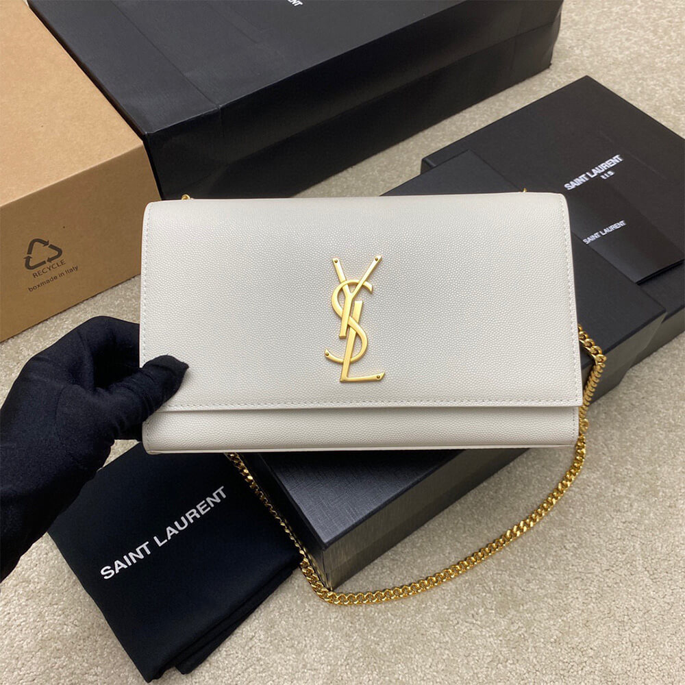 Y51 kate medium in grain de poudre embossed leather