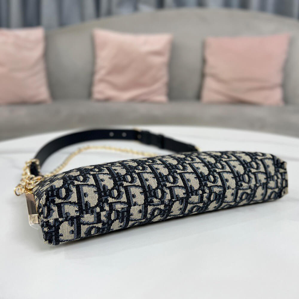 D10r club bag