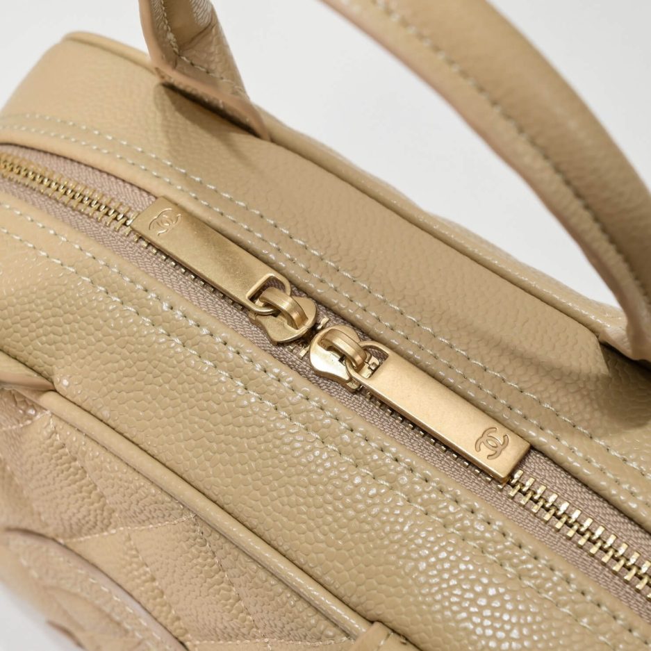 Ch**el medium vintage boston bag