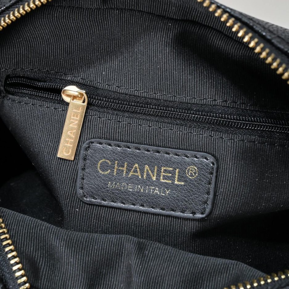 Ch**el medium vintage boston bag