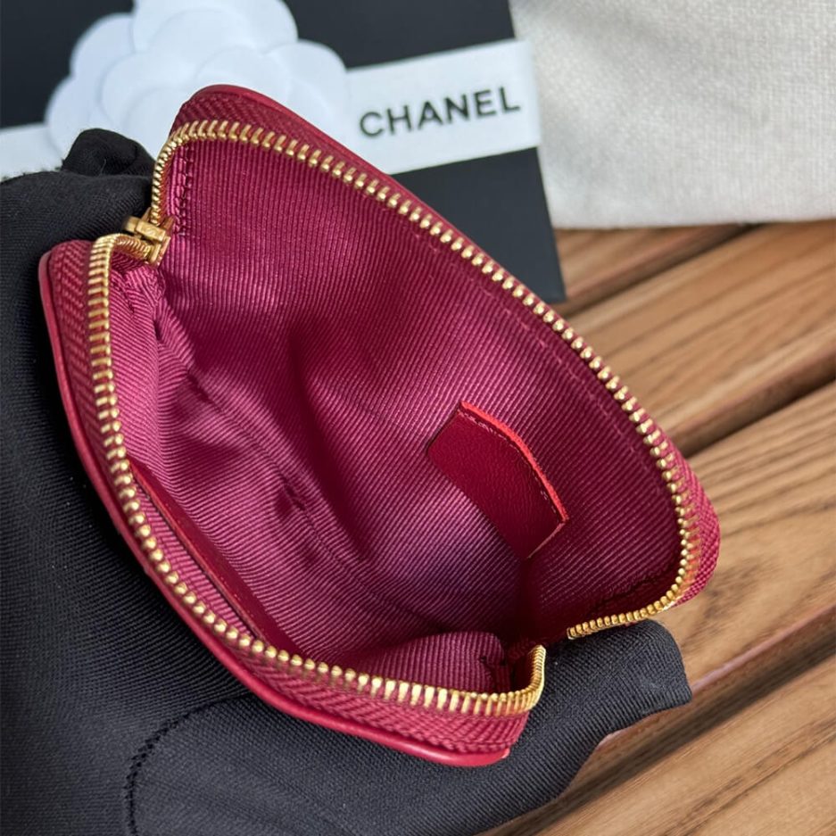 Ch**el 19 zipped coin purse