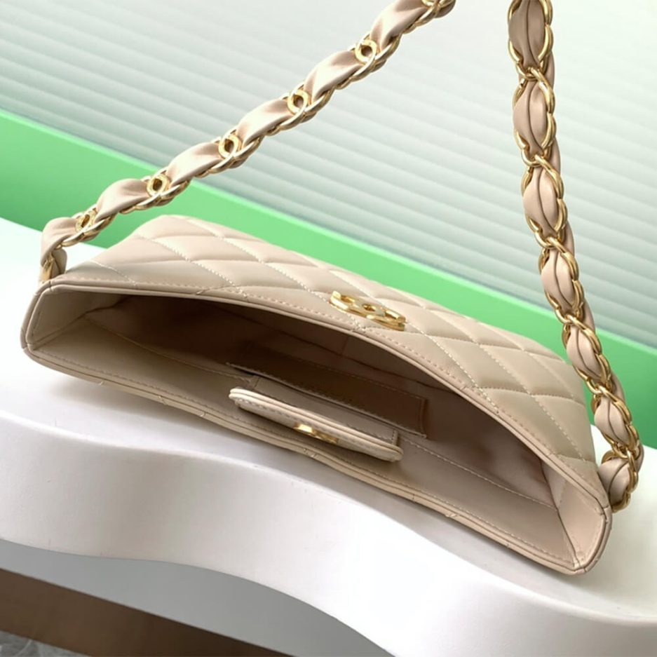 Ch**el hippie bag