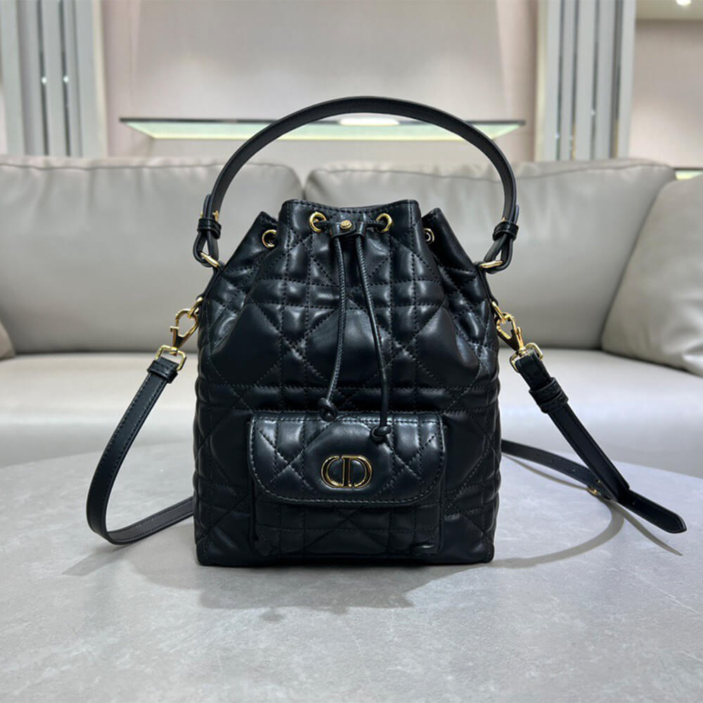 D10r small D10r caro bucket bag
