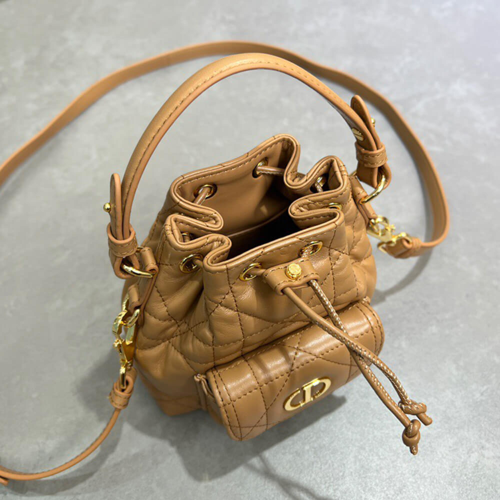 D10r micro D10r caro bucket bag