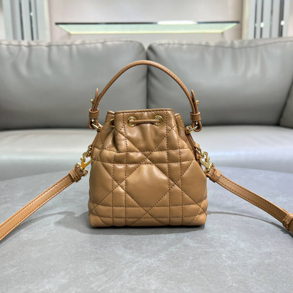 D10r micro D10r caro bucket bag