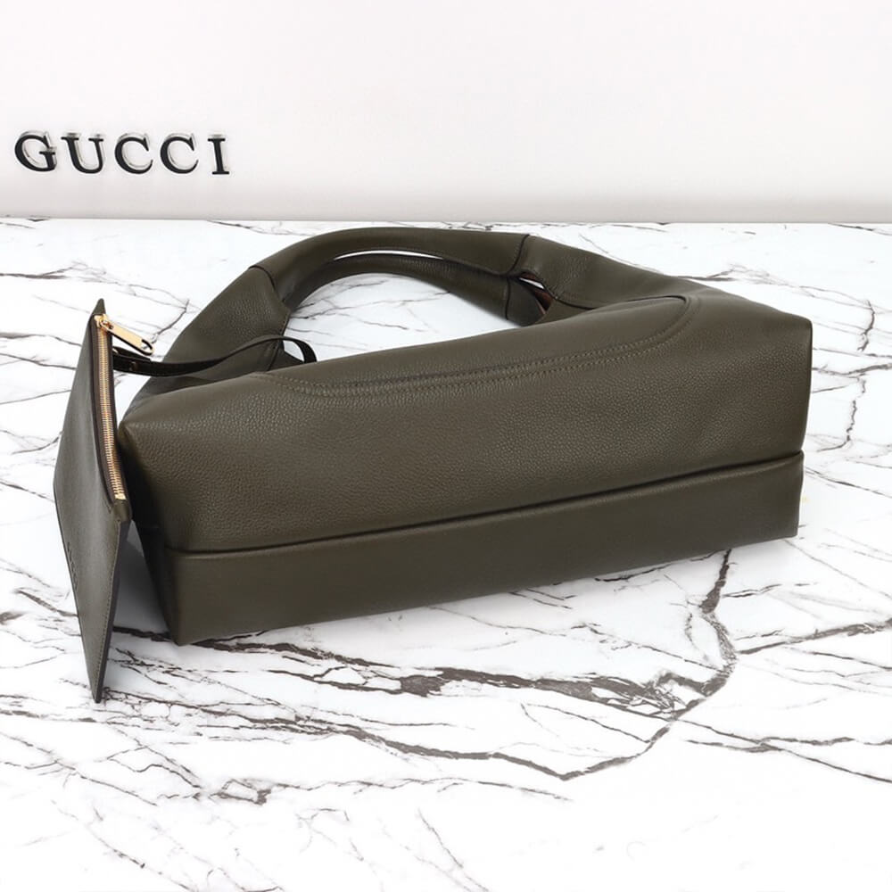 G*u*i softbit maxi shoulder bag