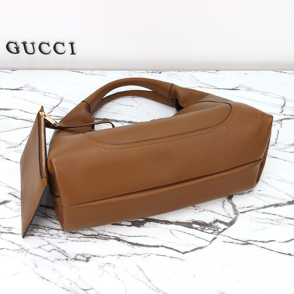 G*u*i softbit maxi shoulder bag