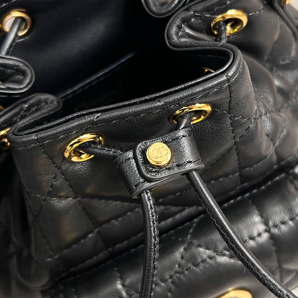 D10r micro D10r caro bucket bag