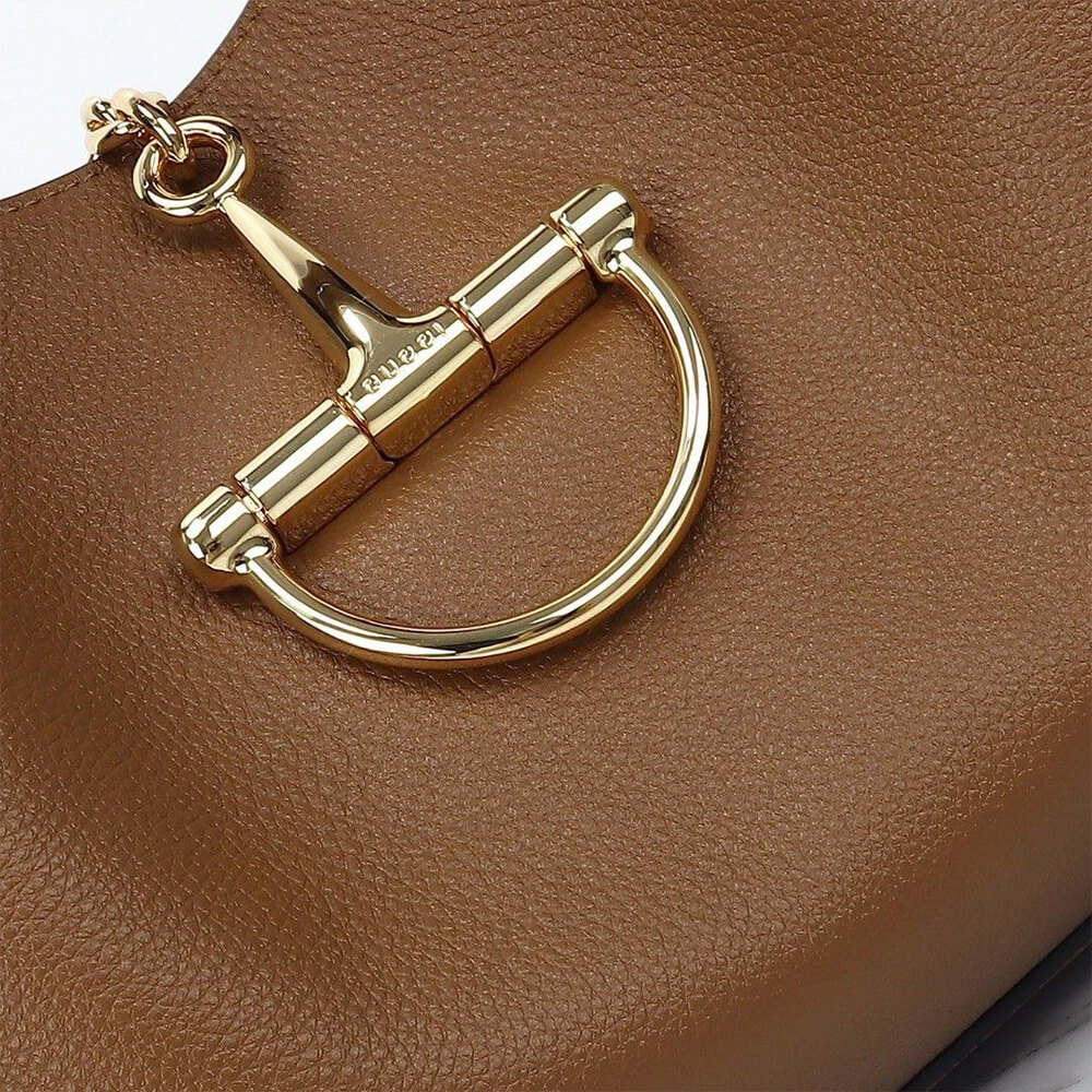 G*u*i softbit maxi shoulder bag