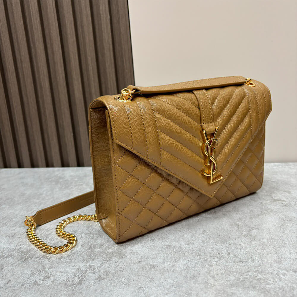 Y51 envelope medium in grained leather