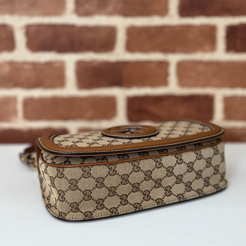 G*u*i blondie medium top handle bag