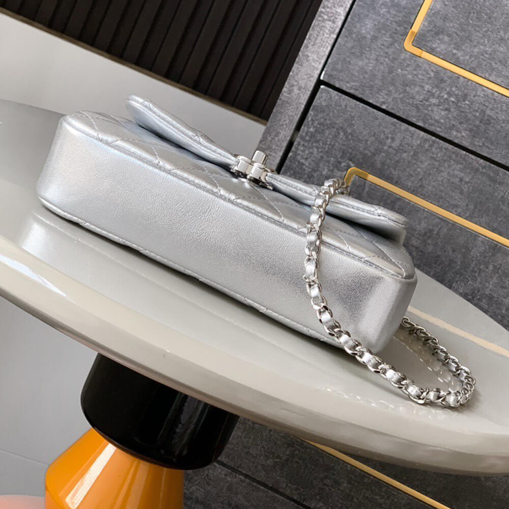 Ch**el flap phone holder with chain(high-end grade)