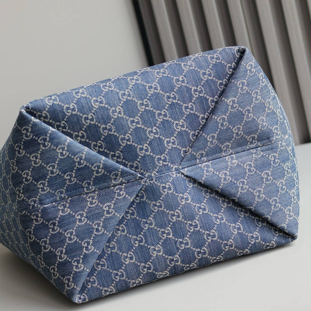 G*u*i totissima large tote bag
