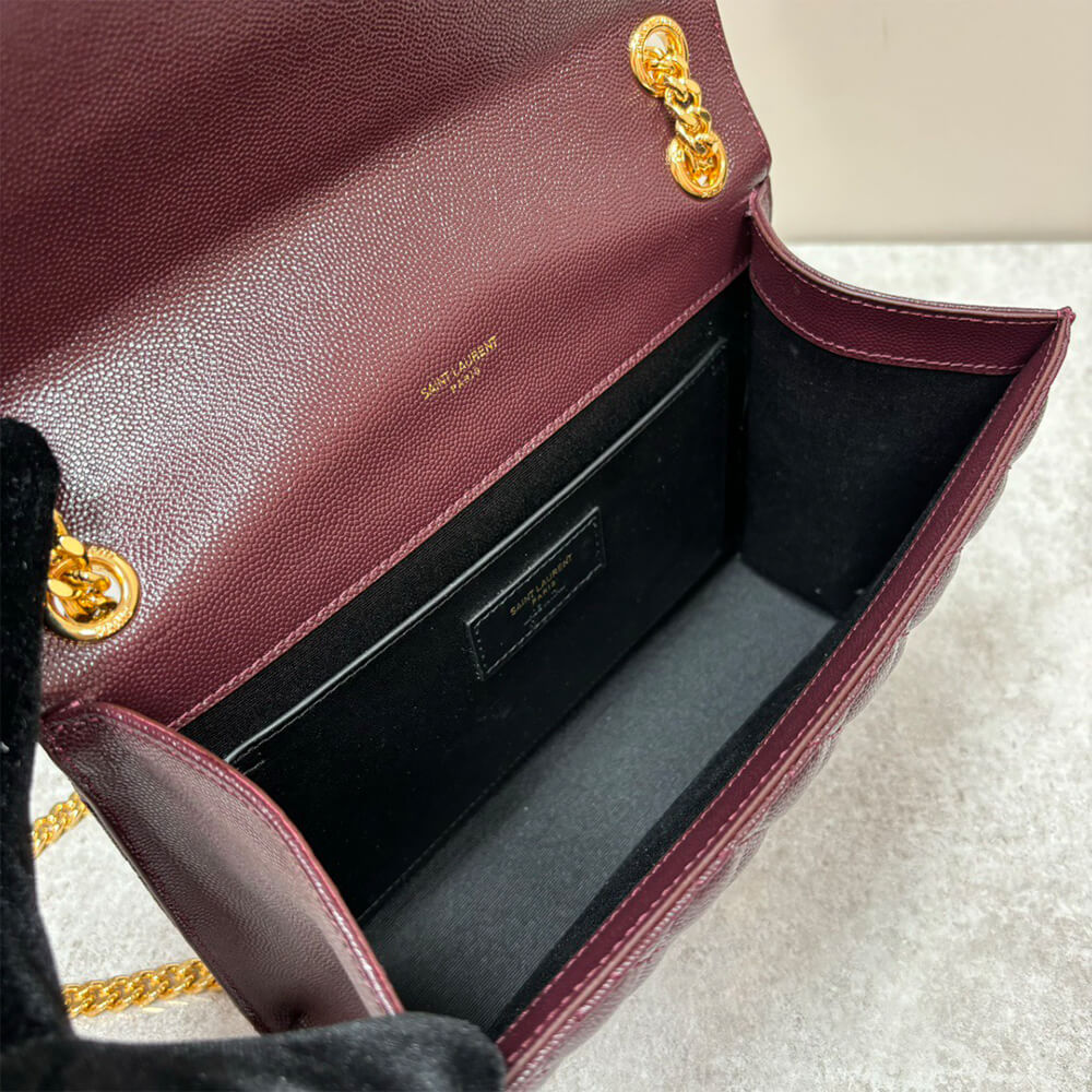 Y51 envelope medium in grained leather