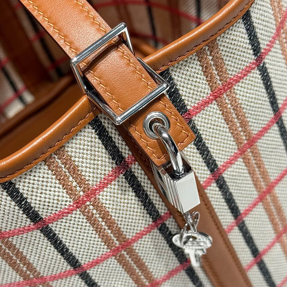 H**me5 picotin lock 18 tote