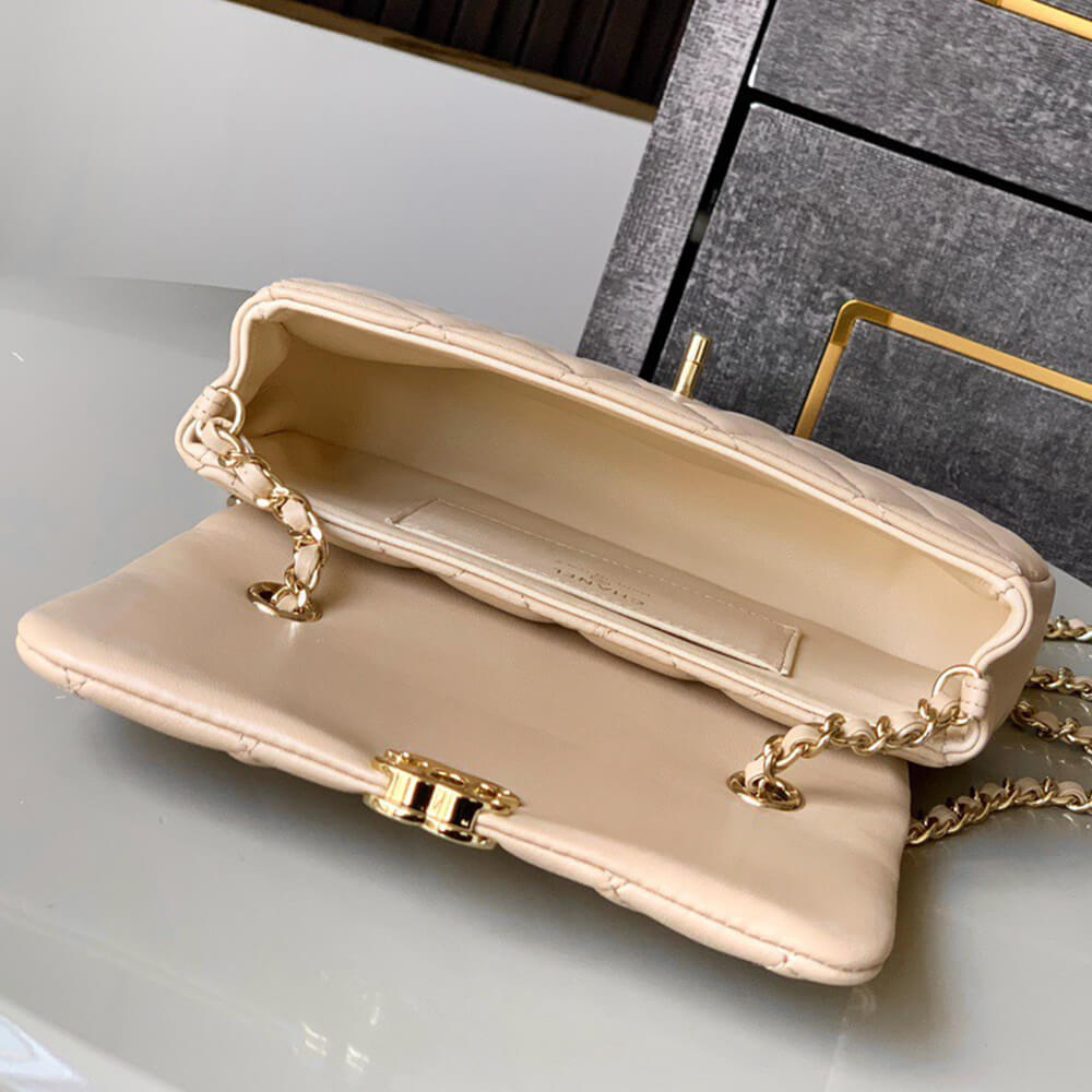 Ch**el flap phone holder with chain(high-end grade)