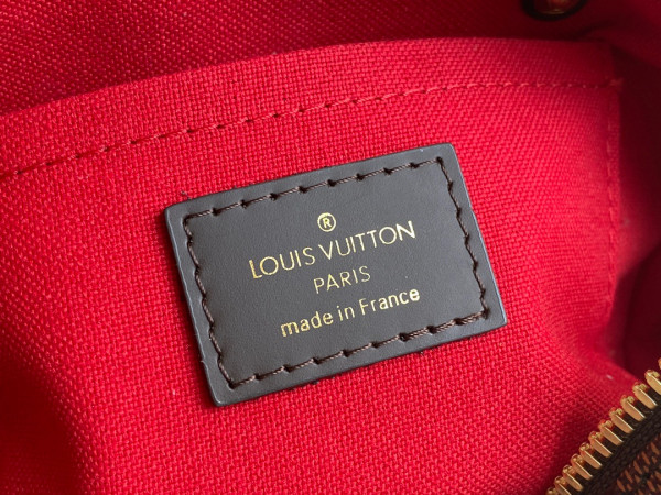 l0*is V*t0n vintage bag
