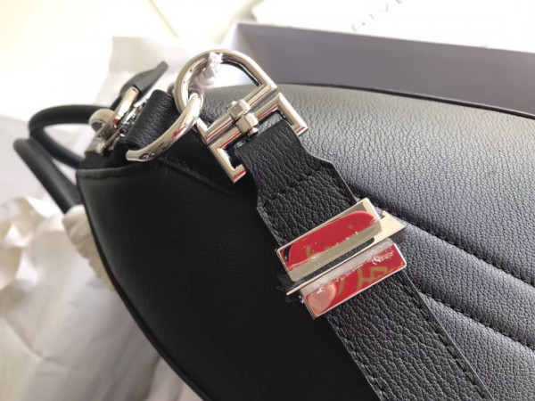 GIENVCHY ANTIGONA MINI/SMALL/MEDIUM IN GRAINED LEATHER